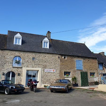 Bed and Breakfast Le Petit Dragon Plumaudan Exterior foto